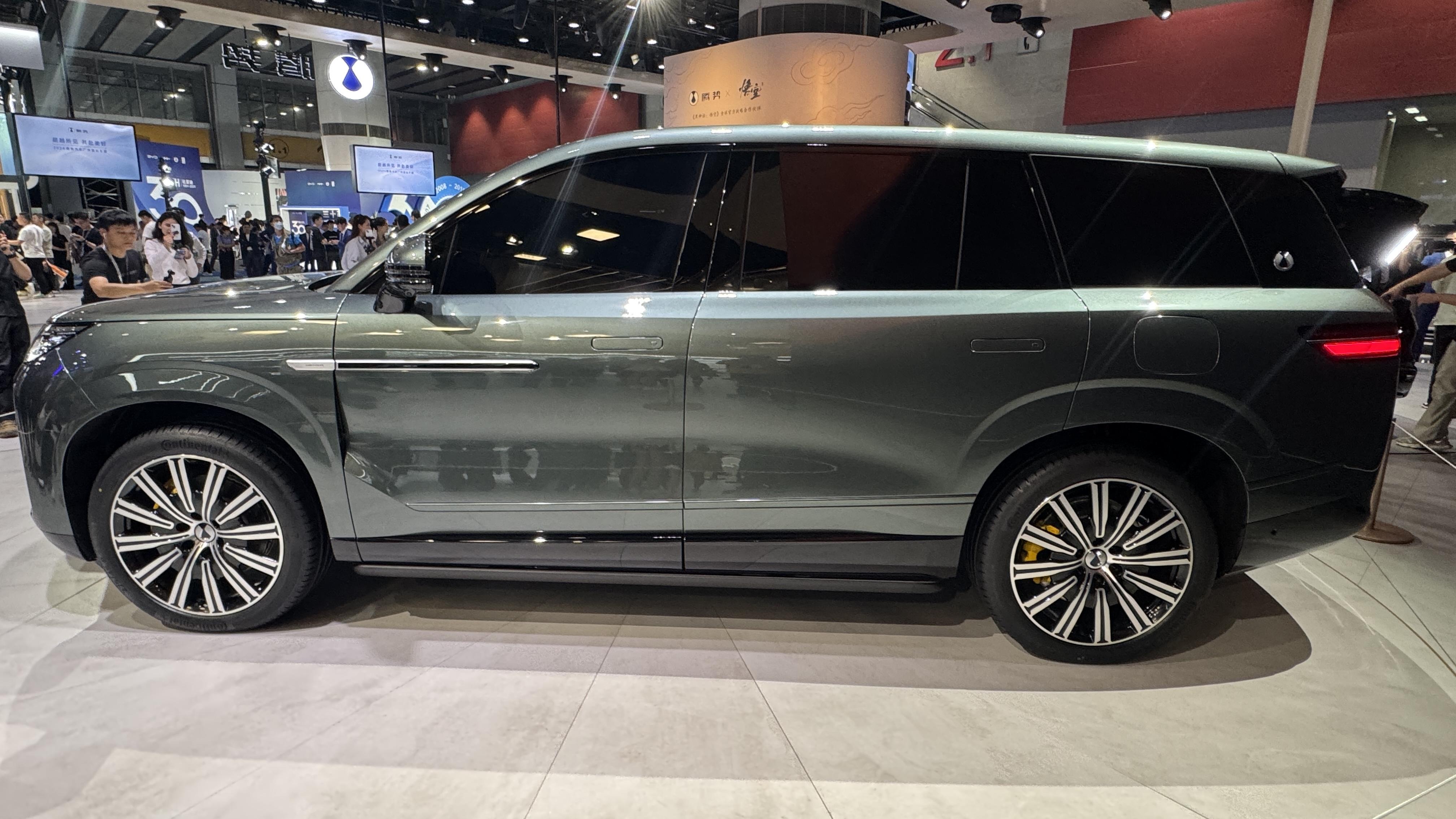 搭載易三方技術(shù)平臺！騰勢旗艦SUV N9在廣州車展正式亮相