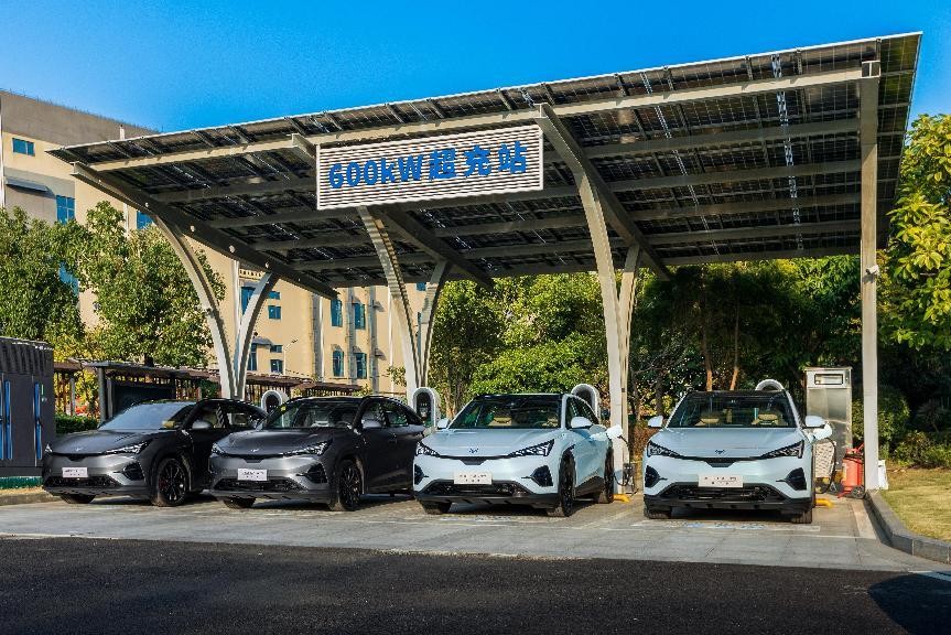 極狐阿爾法T5官方降價(jià)至高省4萬(wàn)，不用再做“等等黨”