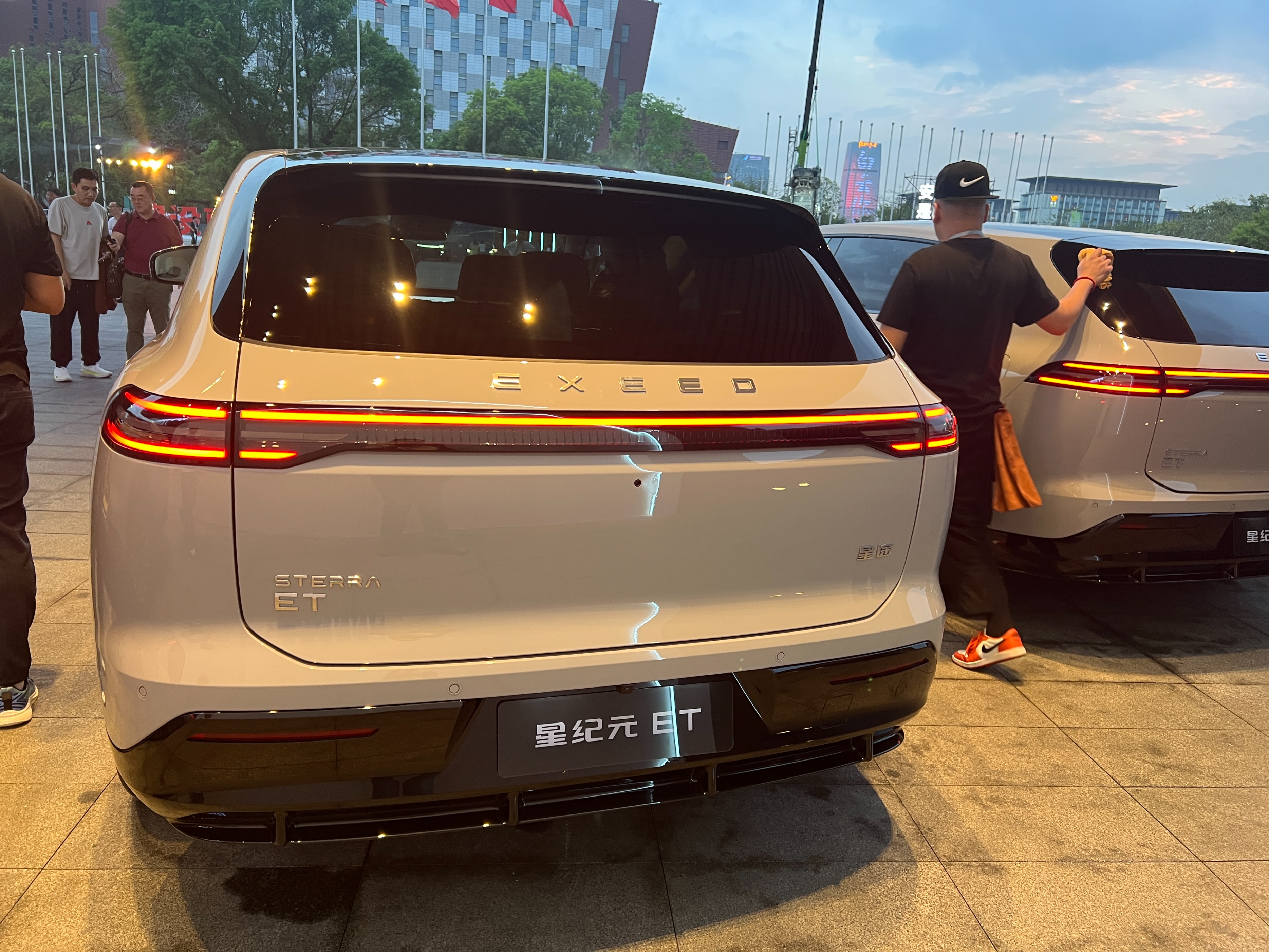 指導(dǎo)售價17.28萬元起！星途星紀(jì)元ET 2025款正式上市