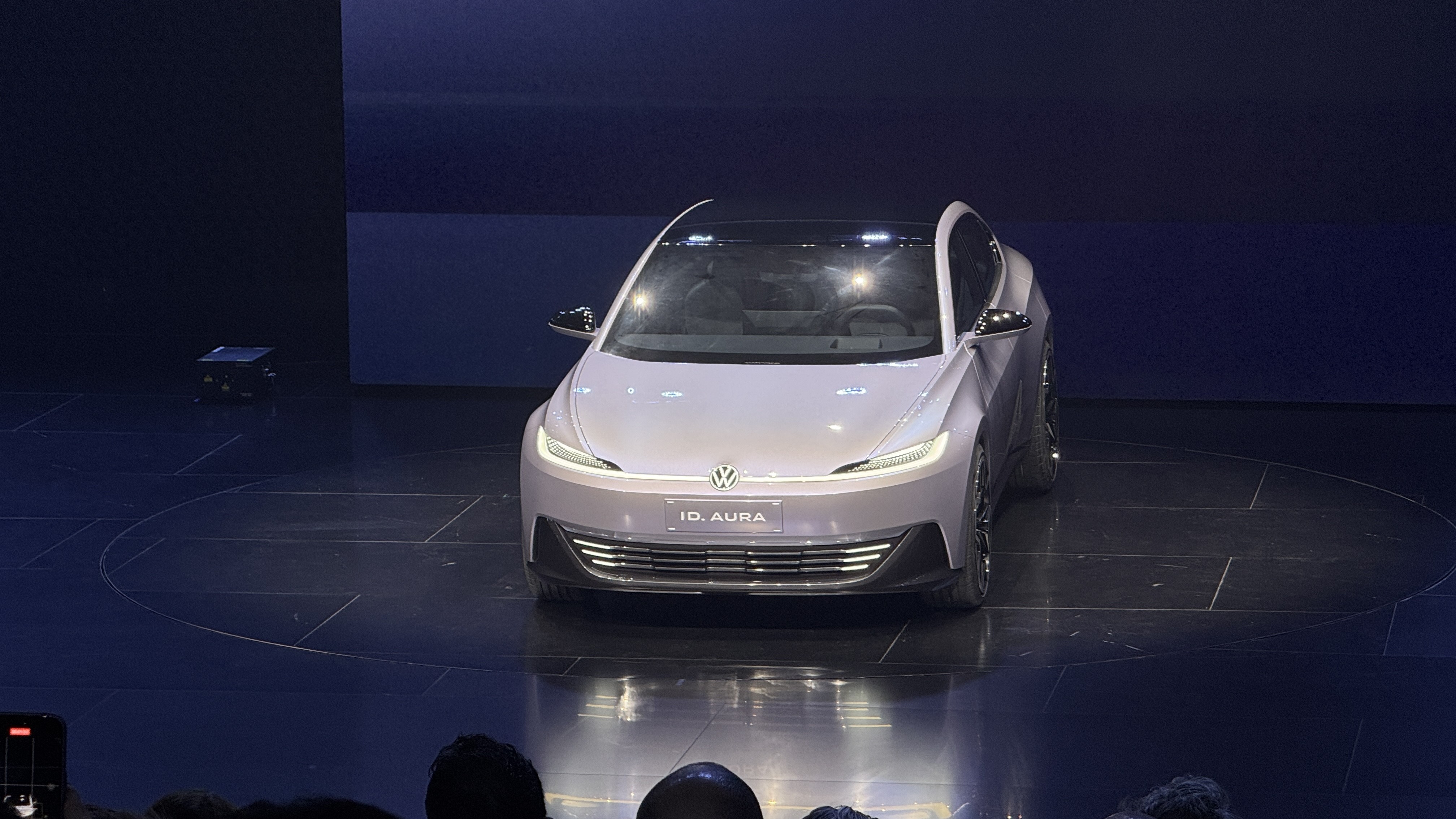 大眾汽車品牌在2025年上海車展“眾進·向新”