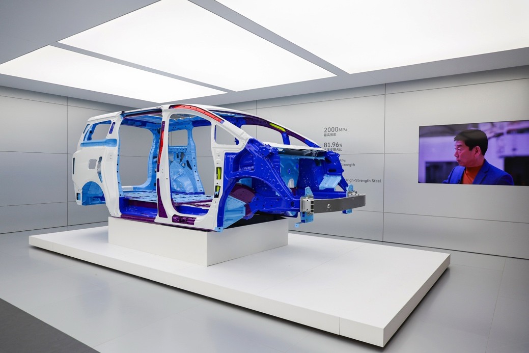 為用戶而變！魏牌全新“雙山”登陸2025上海國(guó)際車展